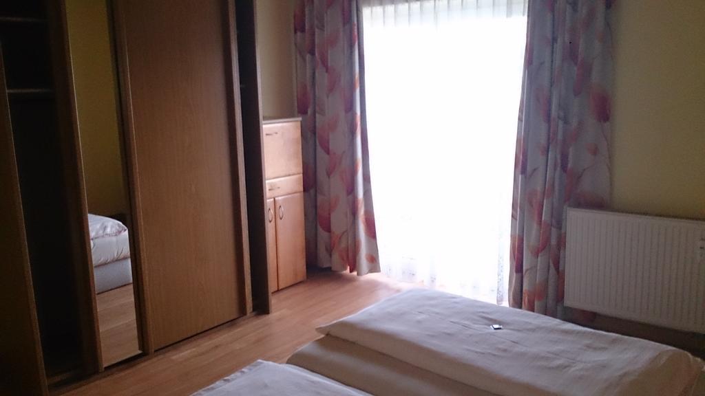 Seepension Smoley Villach Bagian luar foto