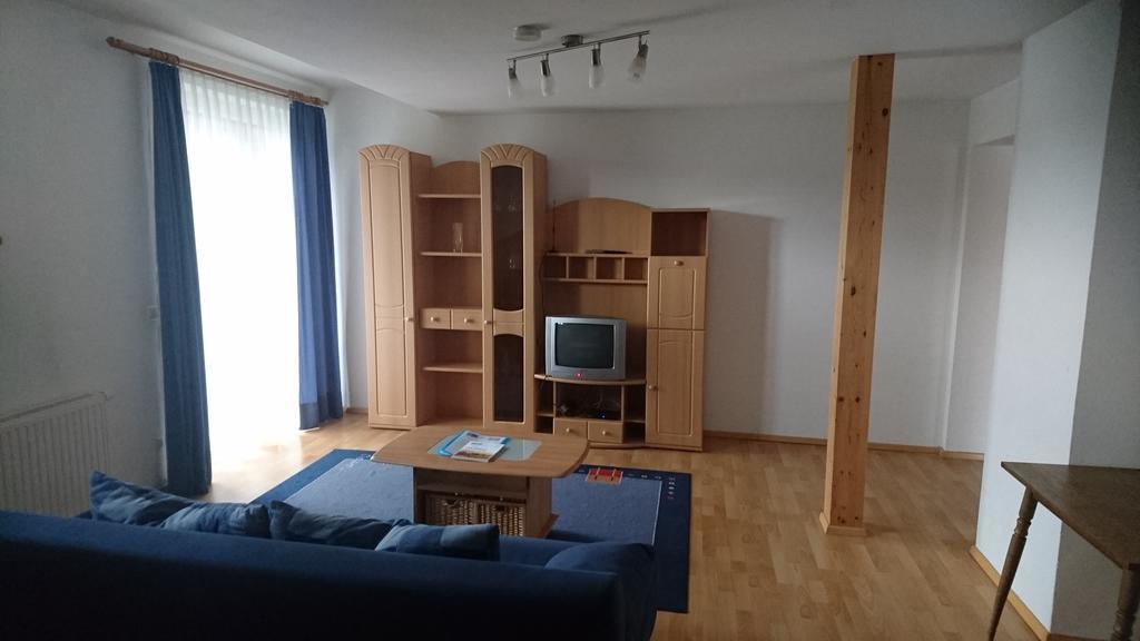 Seepension Smoley Villach Bagian luar foto