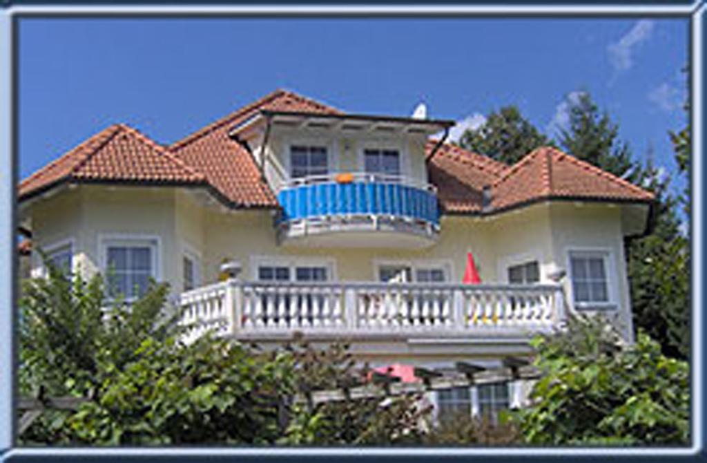 Seepension Smoley Villach Bagian luar foto